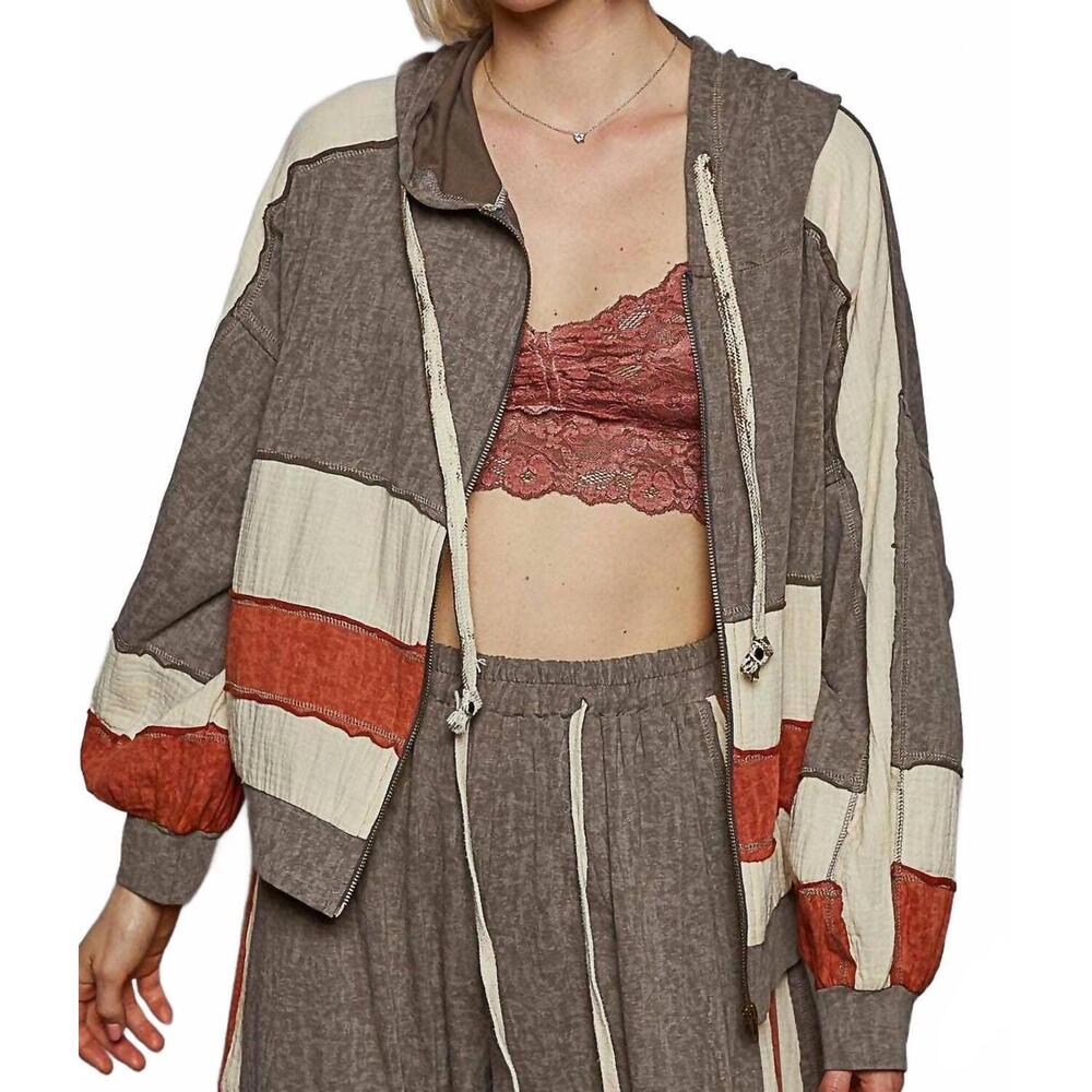 NEW POL vintage washing double gauze patch solid hooded zip up top in charcoal - Picture 3 of 7